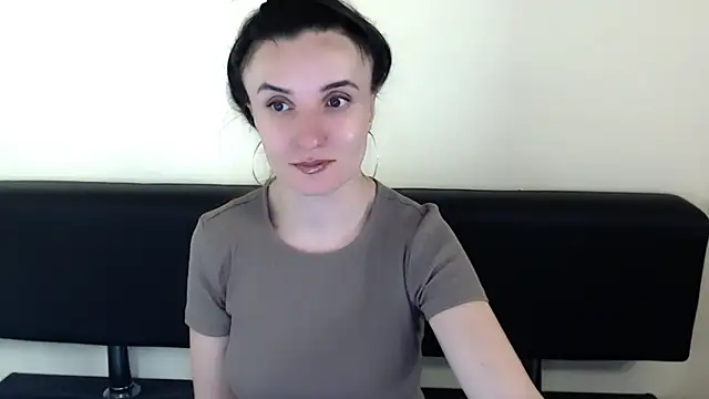 Snapshot of LaimaV_ chatting on 06.30.26 LaimaV online show from 06.30.26