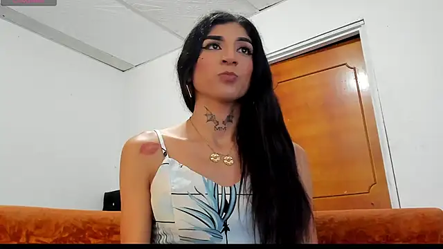 chloe evanx  online show from 12.14.24