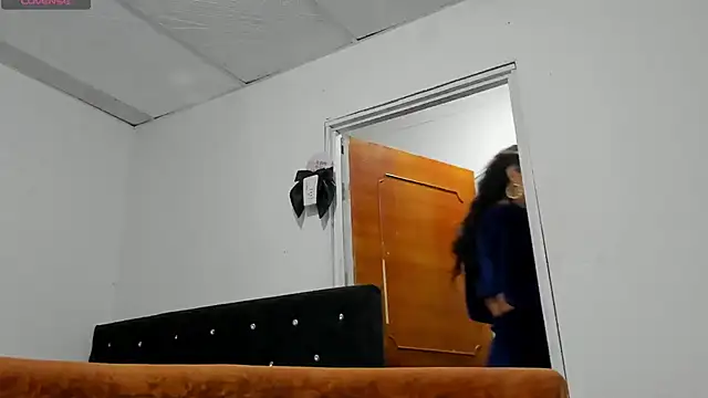 chloe evanx  online show from 12.21.24