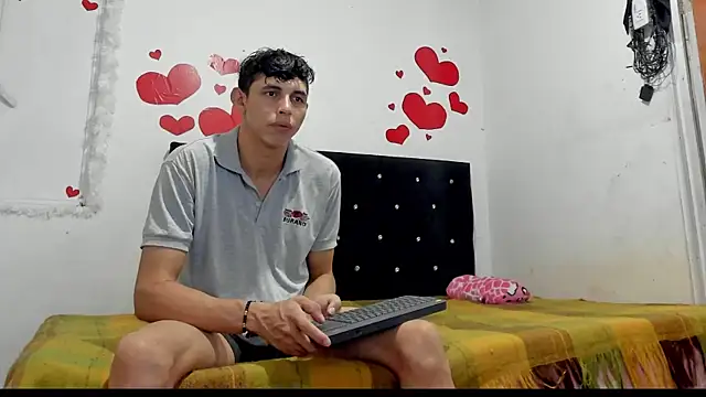 chloe evanx  online show from 03.11.25