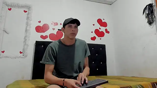chloe evanx  online show from 03.17.25