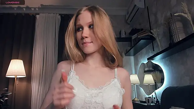 AnitaaClark online show from 09.24.25