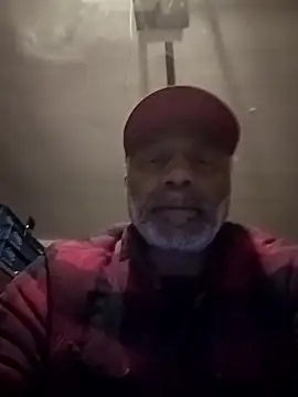 Snapshot of yasohw chatting on 01.28.25 yasohw online show from 01.28.25