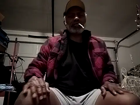 Snapshot of yasohw chatting on 02.10.25 yasohw online show from 02.10.25