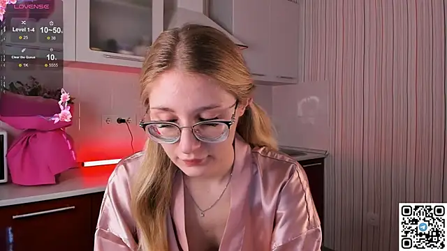 LivyyBossom online show from 02.02.25