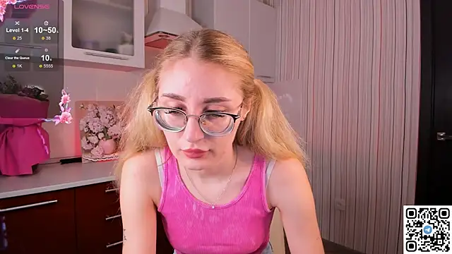 LivyyBossom online show from 02.08.25