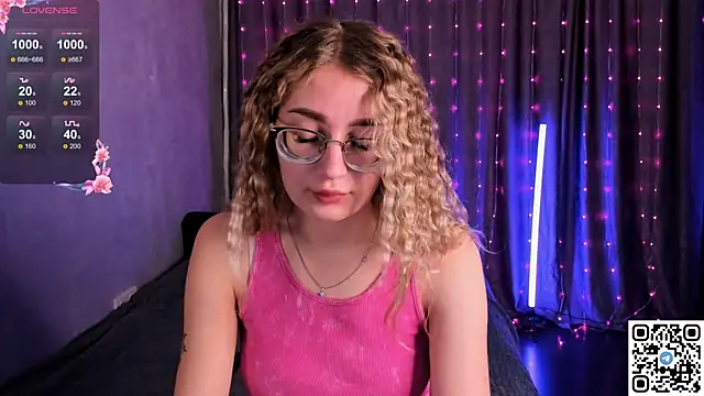 LivyyBossom online show from 02.16.25
