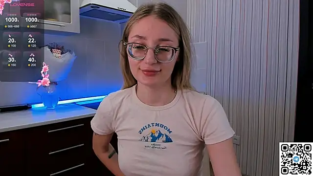 LivyyBossom online show from 03.16.25