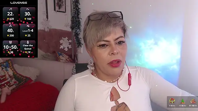 Snapshot of Grecia_Horny chatting on 12.06.24 Grecia Horny online show from 12.06.24