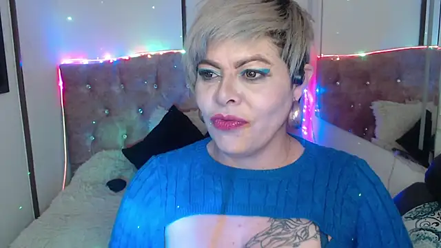 Snapshot of Grecia_Horny chatting on 01.23.25 Grecia Horny online show from 01.23.25