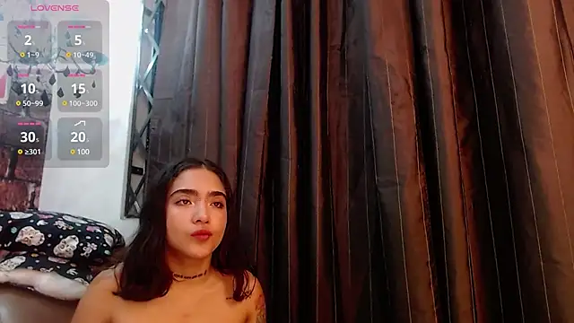 Snapshot of HelenaSwani chatting on 03.19.25 HelenaSwani online show from 03.19.25