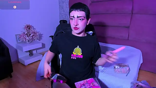 melodybonss  online show from 12.22.24