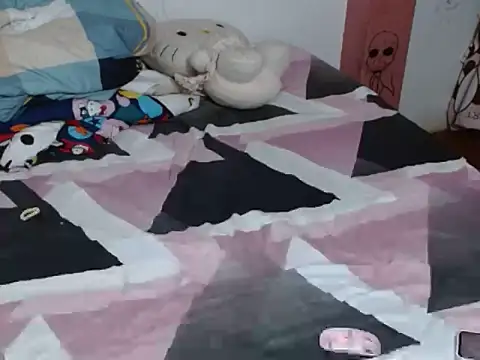 Avoa 26 online show from 12.18.25