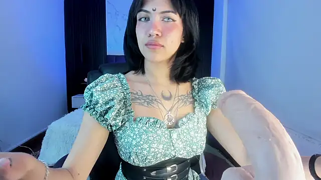 Snapshot of Gianna_foxy chatting on 01.23.25 Gianna foxy online show from 01.23.25