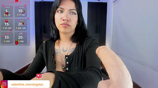 Snapshot of Gianna_foxy chatting on 02.13.25 Gianna foxy online show from 02.13.25