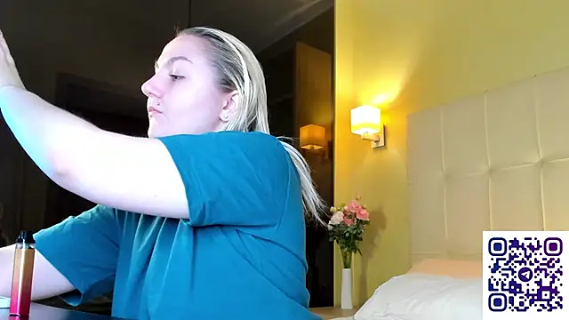 Debbie Taylor online show from 10.10.25