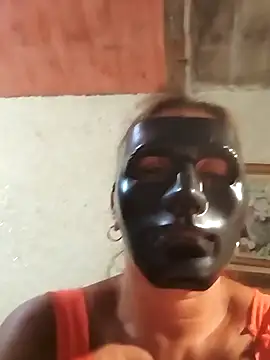 Snapshot of MideleyBranquis chatting on 02.01.25 MideleyBranquis online show from 02.01.25