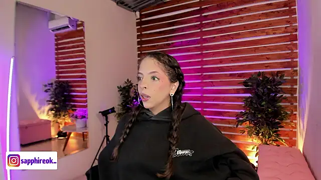 Sapphire Venuss online show from 01.09.26