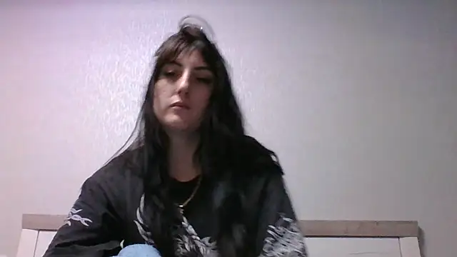 Moniic Moon online show from 12.02.24