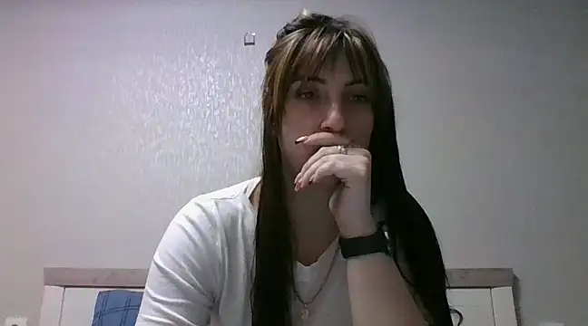 Moniic Moon online show from 01.21.25