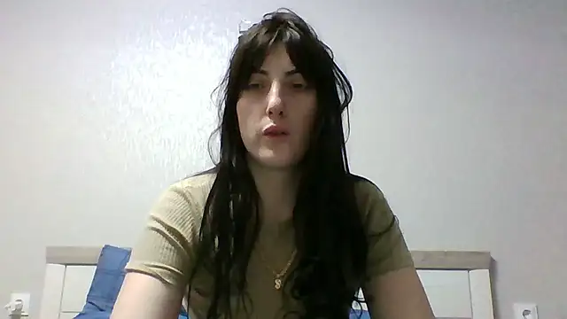 Moniic Moon online show from 02.25.25