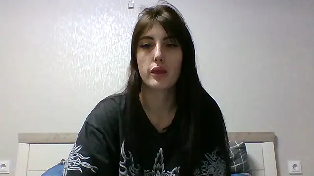 Moniic Moon online show from 03.16.25