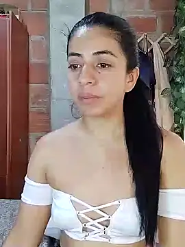 Snapshot of anngela01 chatting on 01.22.25 anngela01 online show from 01.22.25