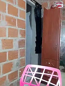 Snapshot of anngela01 chatting on 01.27.25 anngela01 online show from 01.27.25