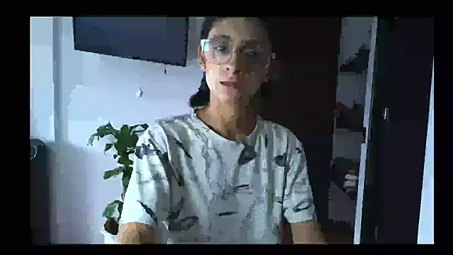 Snapshot of thedianakaro chatting on 03.09.25 thedianakaro online show from 03.09.25