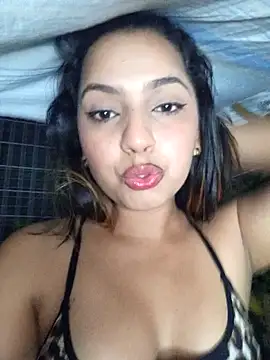 Dafne will online show from 01.24.25