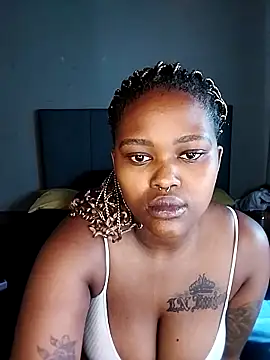 ThickPearlx23 online show from 04.20.26