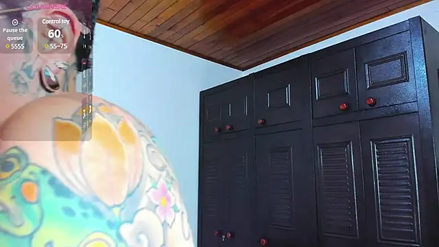 Snapshot of KatInk chatting on 12.02.24 KatInk online show from 12.02.24