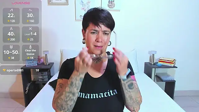 Snapshot of KatInk chatting on 12.18.24 KatInk online show from 12.18.24