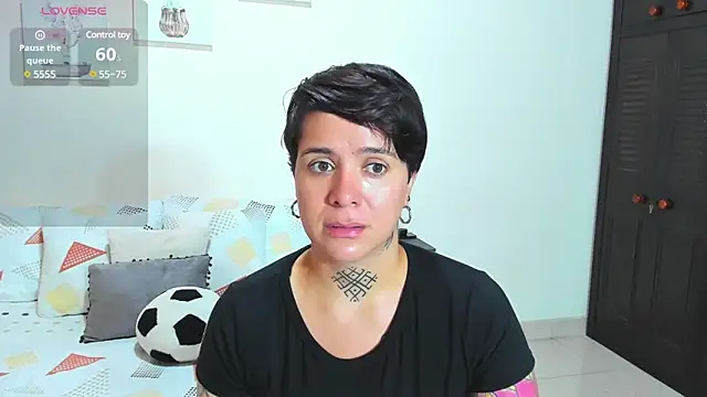 Snapshot of KatInk chatting on 01.17.25 KatInk online show from 01.17.25