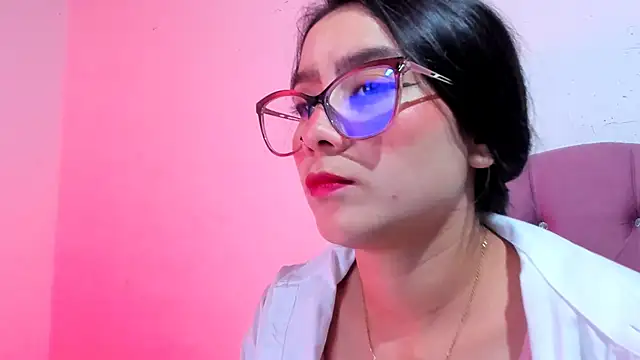 Snapshot of teffy_lee chatting on 12.15.24 teffy lee online show from 12.15.24