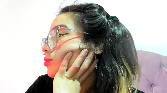 Snapshot of teffy_lee chatting on 01.03.25 teffy lee online show from 01.03.25