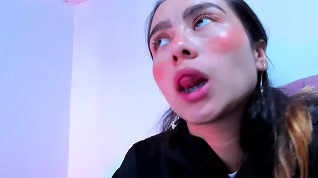 Snapshot of teffy_lee chatting on 01.06.25 teffy lee online show from 01.06.25