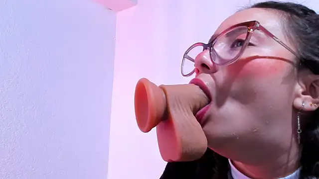 Snapshot of teffy_lee chatting on 01.09.25 teffy lee online show from 01.09.25