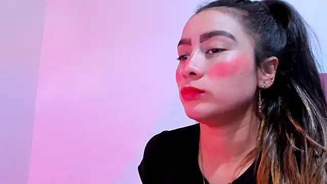 Snapshot of teffy_lee chatting on 01.19.25 teffy lee online show from 01.19.25