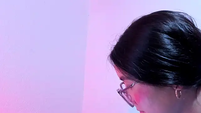 Snapshot of teffy_lee chatting on 01.24.25 teffy lee online show from 01.24.25