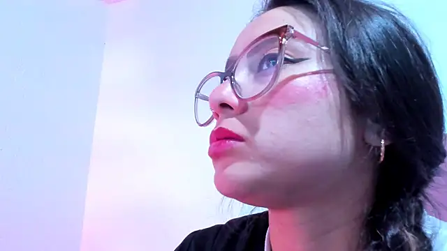 Snapshot of teffy_lee chatting on 01.31.25 teffy lee online show from 01.31.25