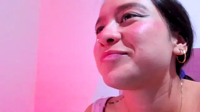 Snapshot of teffy_lee chatting on 02.01.25 teffy lee online show from 02.01.25