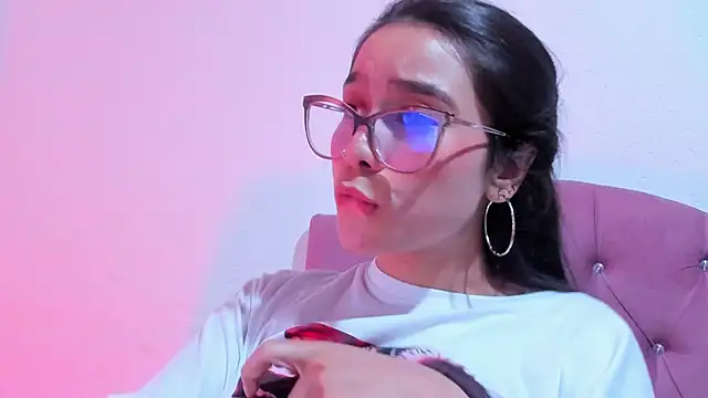 Snapshot of teffy_lee chatting on 03.17.25 teffy lee online show from 03.17.25