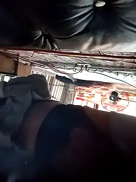 yovana13 online show from 10.22.25