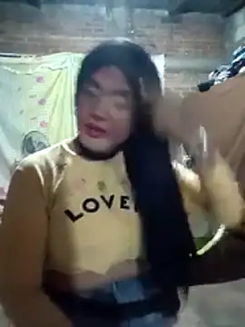 Snapshot of yovana13 chatting on 02.25.26 yovana13 online show from 02.25.26