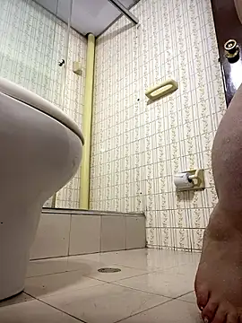 Snapshot of Chloee_ep chatting on 12.04.24 Chloee ep online show from 12.04.24