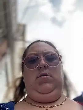 Snapshot of Chloee_ep chatting on 12.27.24 Chloee ep online show from 12.27.24