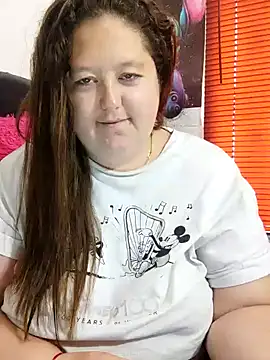 Snapshot of Chloee_ep chatting on 01.27.25 Chloee ep online show from 01.27.25