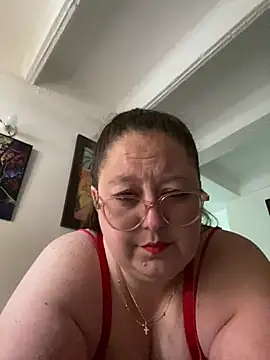 Snapshot of Chloee_ep chatting on 02.13.25 Chloee ep online show from 02.13.25