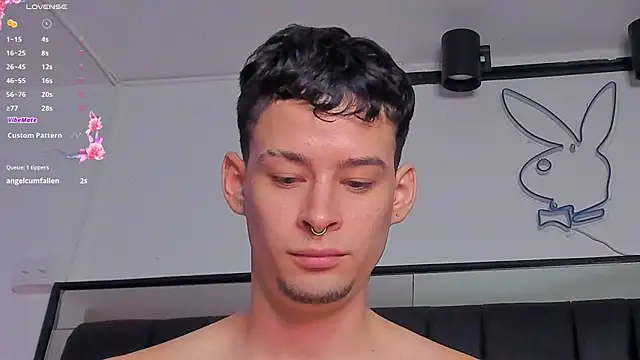 JadeSmiith  online show from 12.18.24